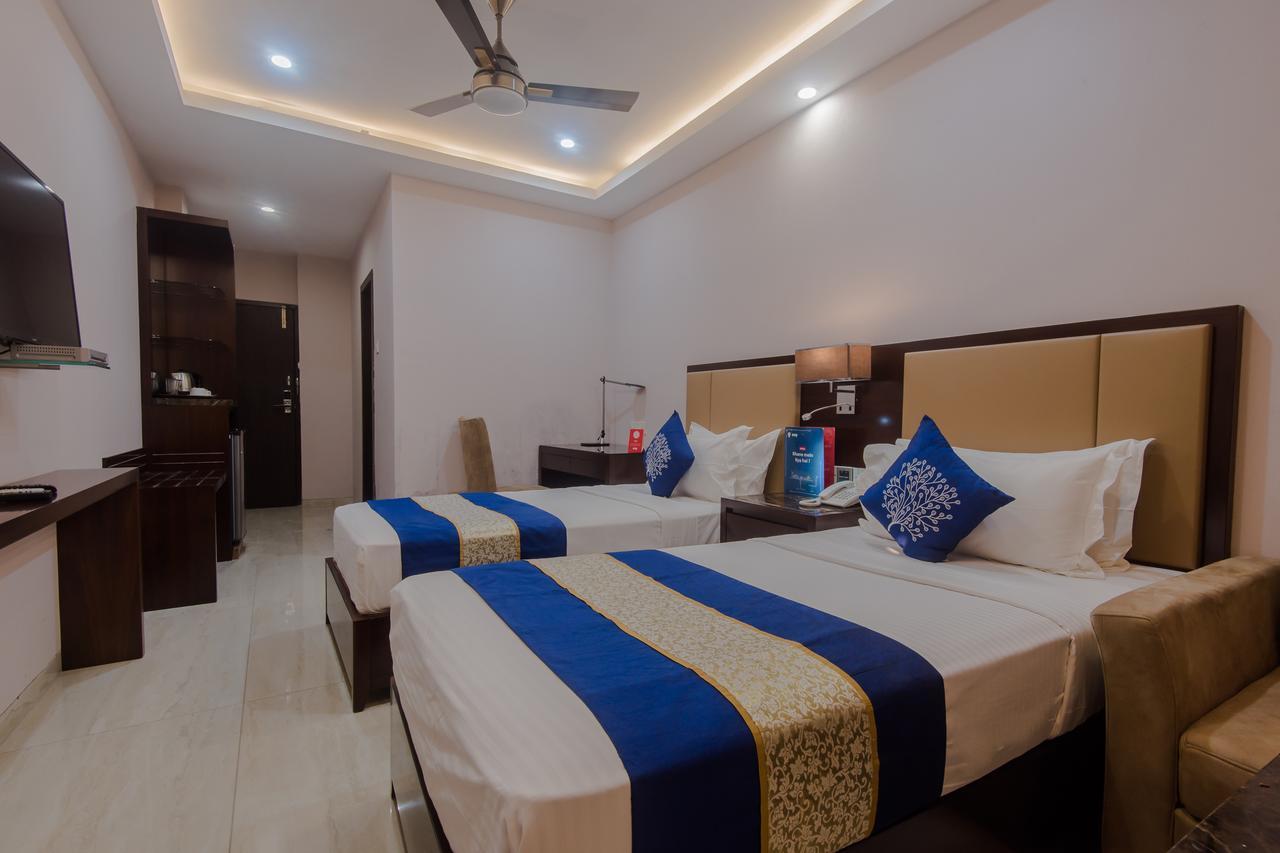 Hotel Godwin - Colaba Mumbai Bagian luar foto