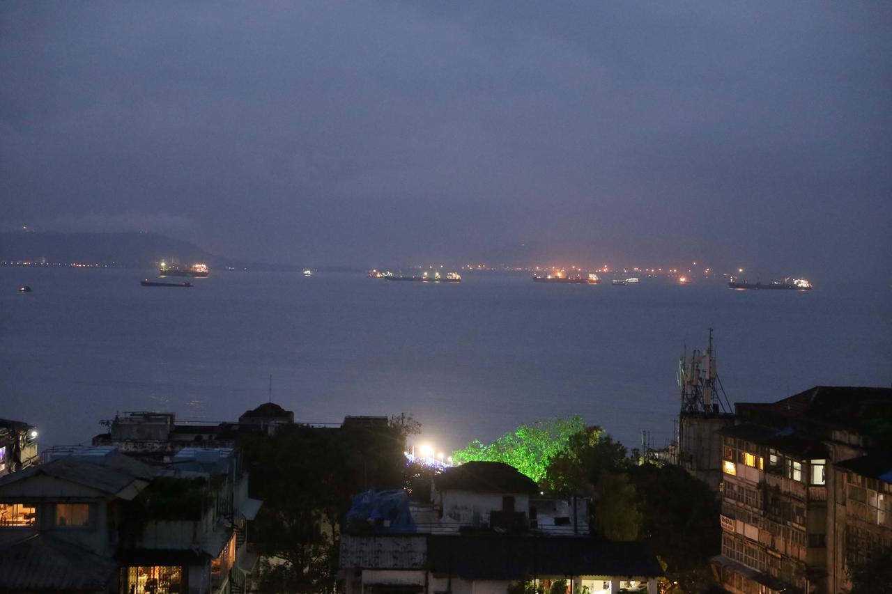 Hotel Godwin - Colaba Mumbai Bagian luar foto