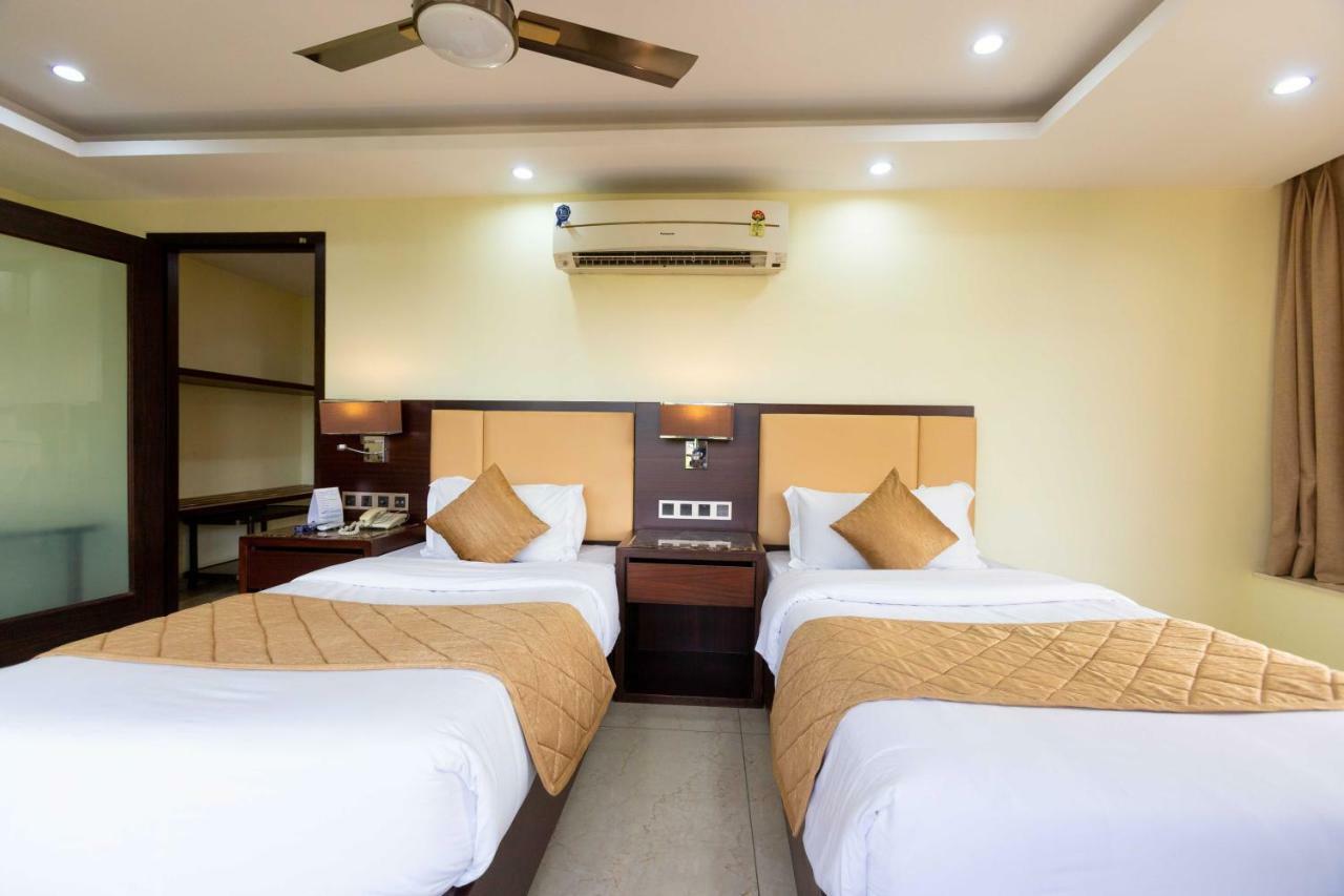 Hotel Godwin - Colaba Mumbai Bagian luar foto